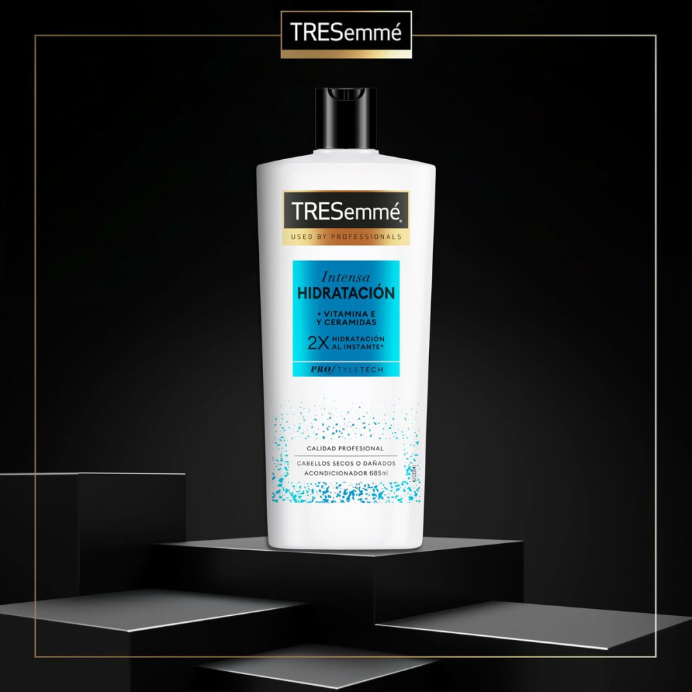 Moisturizing Shampoo Tresemme HIDRATACIÓN INTENSA 685 ml