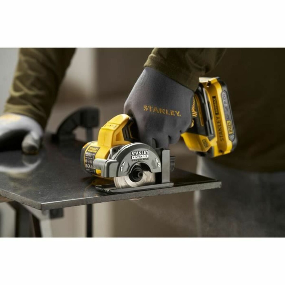 Circular saw Stanley 18 V (2)