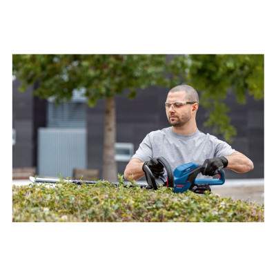 Hedge trimmer BOSCH 06008C9500 18 V