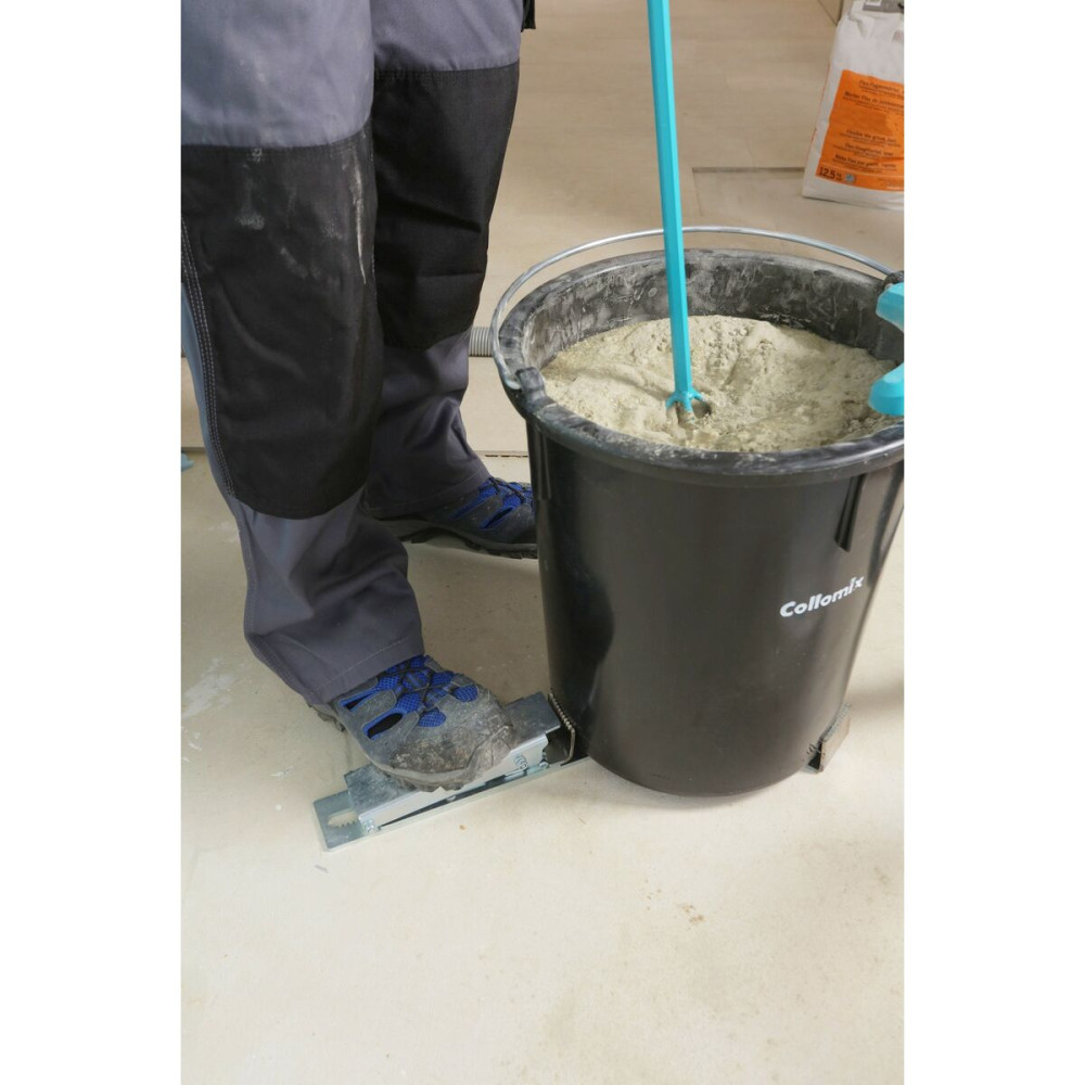 Anti-rotation device for buckets Collomix