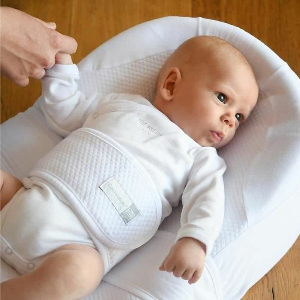 Cushion RED CASTLE White