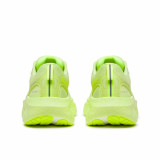 Running Shoes for Adults Saucony Triumph 22 Green