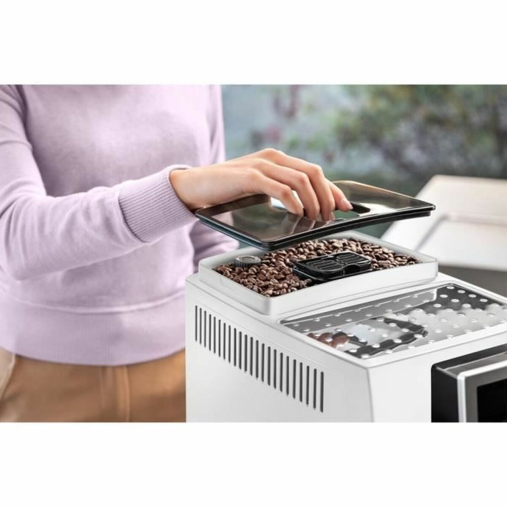 Superautomatic Coffee Maker DeLonghi Magnifica S 1450 W White