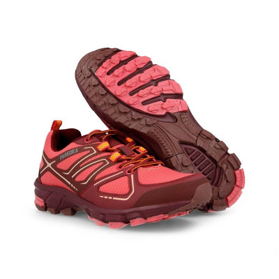 Trail running shoes for women Paredes Cobisa Red Burgundy